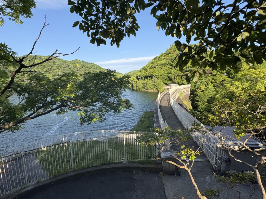 烏原貯水池または立ヶ畑堰堤の現在写真