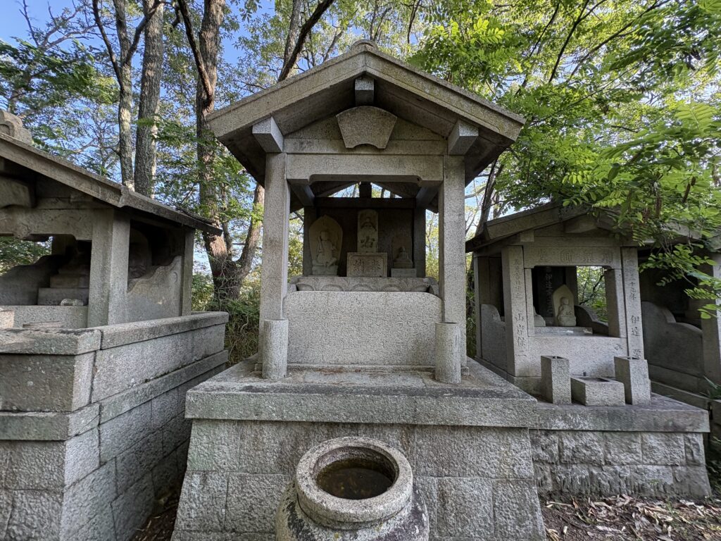 福寿院　奥の院　全景